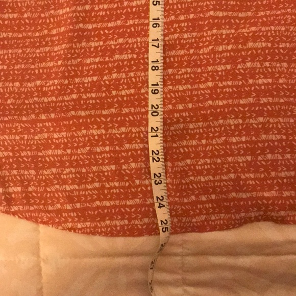 Ann Taylor LOFT sleeveless blouse - Picture 5 of 6